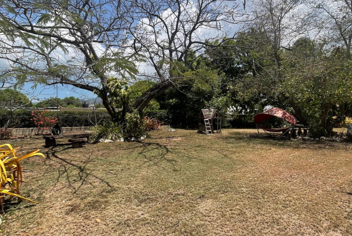 Twelfth image of Halifax Avenue in Kingston 6, St. Andrew, Jamaica - property is For Sale