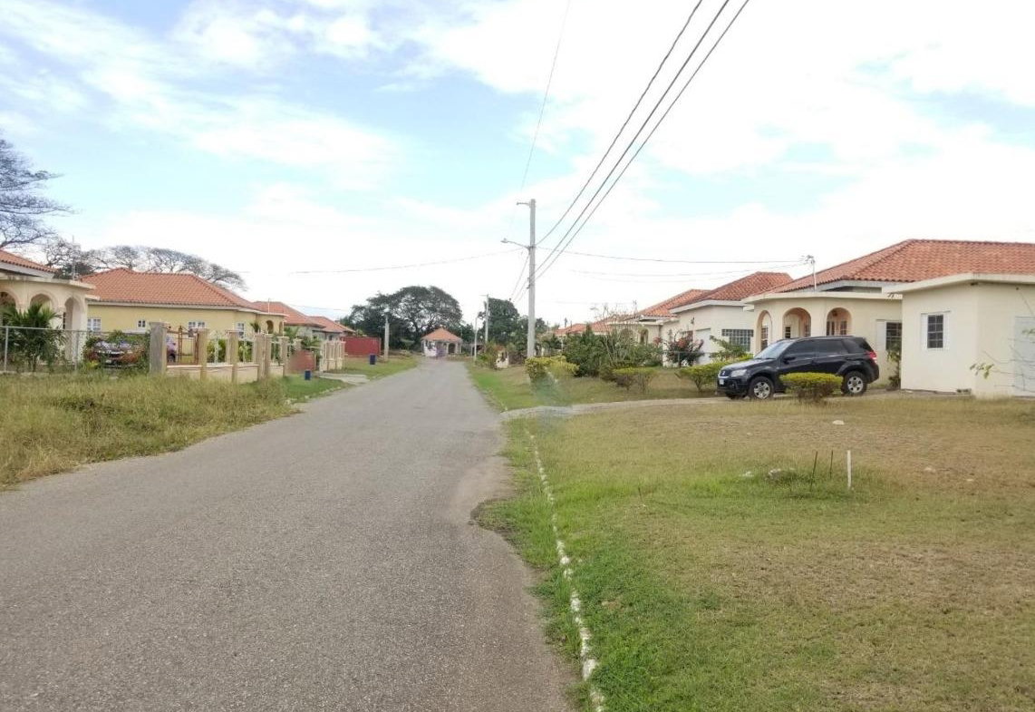 Second image of Lot 71 Aqueduct Country Club in Bushy Park, St. Catherine, Jamaica - property is For Sale