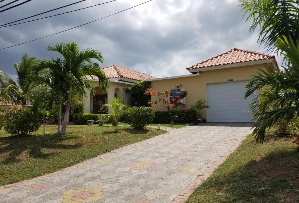 Sixteenth image of Lot 71 Aqueduct Country Club in Bushy Park, St. Catherine, Jamaica - property is For Sale