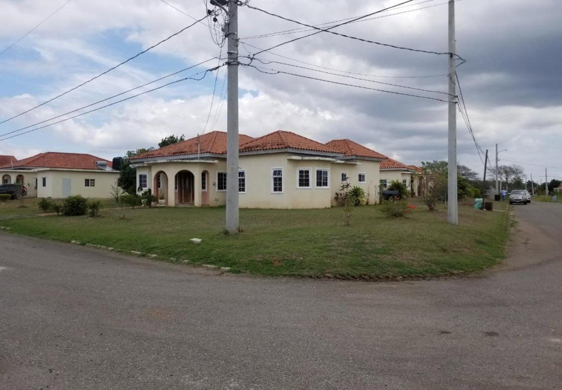 Third image of Lot 71 Aqueduct Country Club in Bushy Park, St. Catherine, Jamaica - property is For Sale