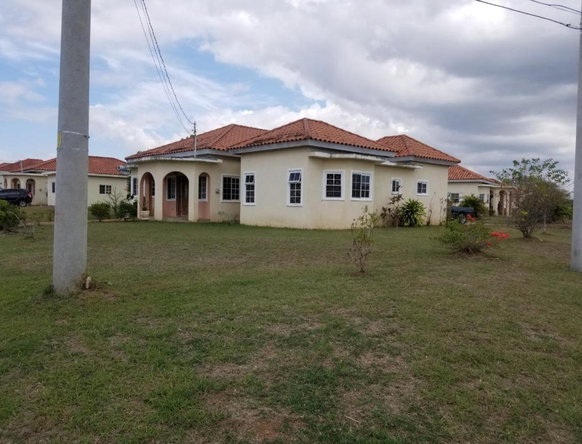 Fourth image of Lot 71 Aqueduct Country Club in Bushy Park, St. Catherine, Jamaica - property is For Sale