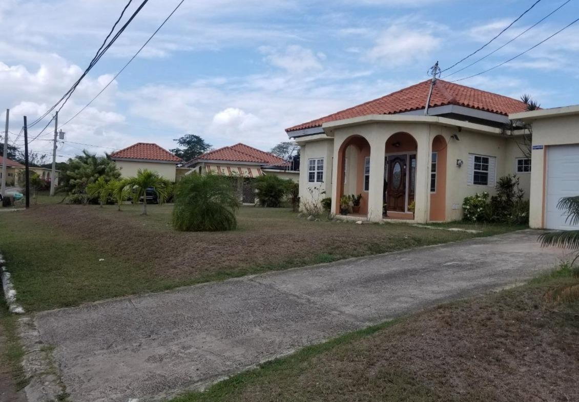 Sixth image of Lot 71 Aqueduct Country Club in Bushy Park, St. Catherine, Jamaica - property is For Sale