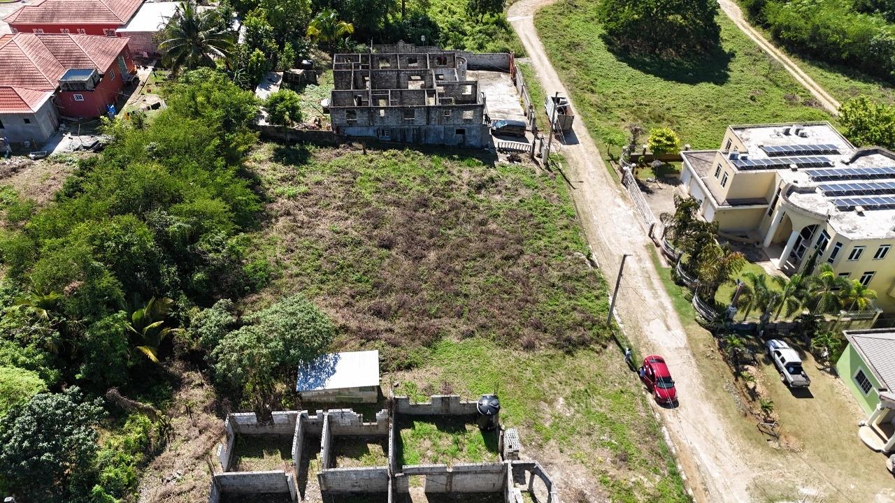 Sixth image of 3 Boxwood in Santa Cruz, St. Elizabeth, Jamaica - property is For Sale