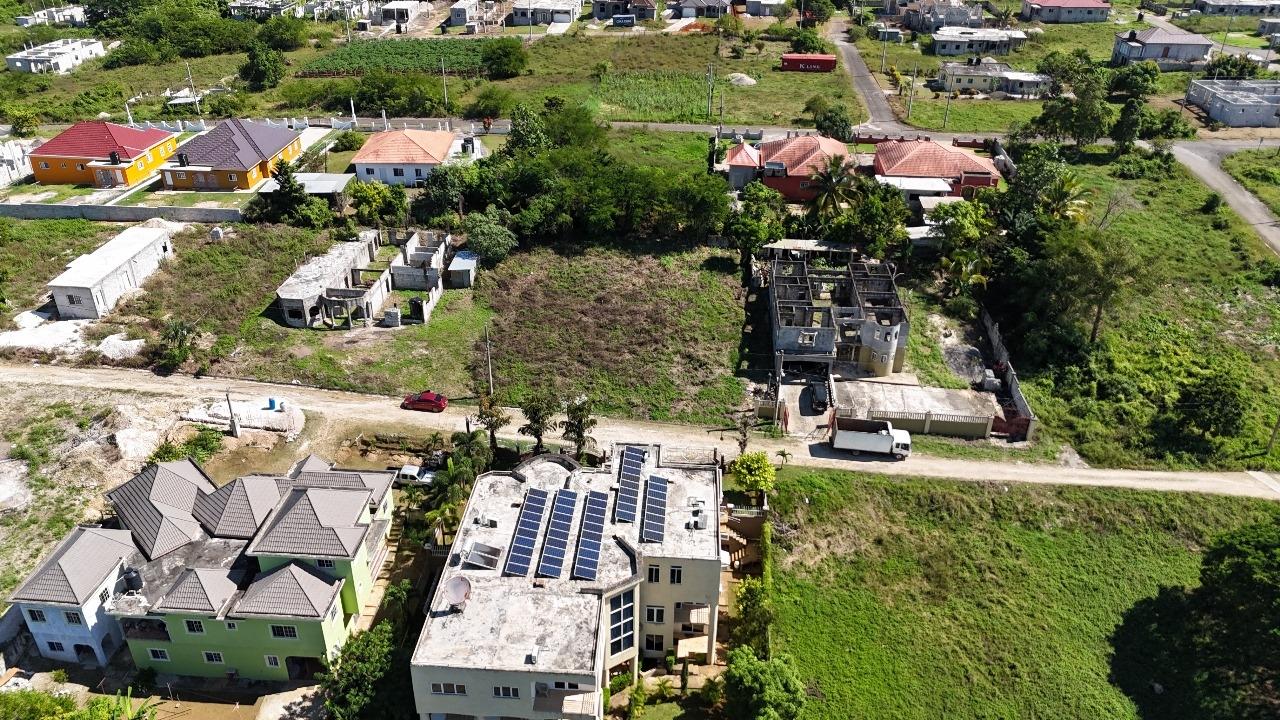 Seventh image of 3 Boxwood in Santa Cruz, St. Elizabeth, Jamaica - property is For Sale