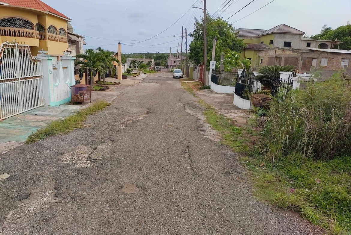 Fifth image of 28 St. Davids Close in Green Acres, St. Catherine, Jamaica - property is For Sale