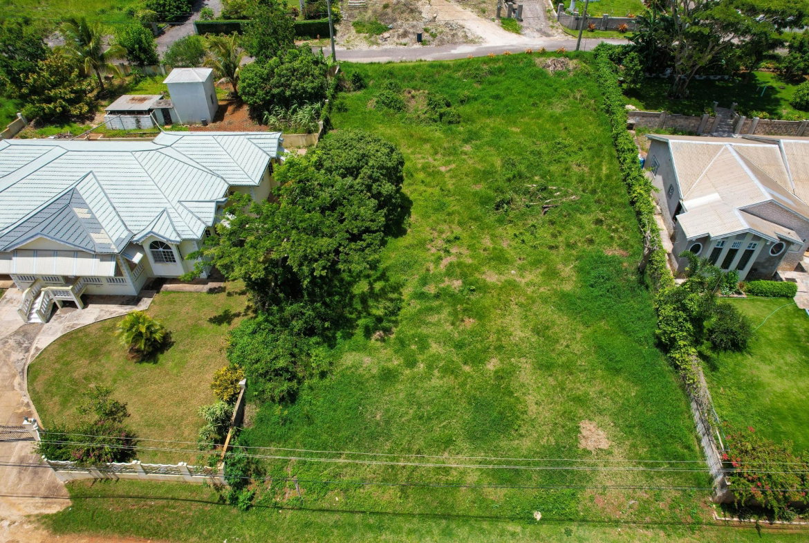 Second image of 30 Spur Tree, Manchester in Spur Tree, Manchester, Jamaica - property is For Sale