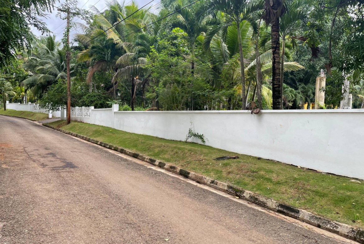 Twentieth image of Porus Clarks Town Road in Porus, Manchester, Jamaica - property is For Sale