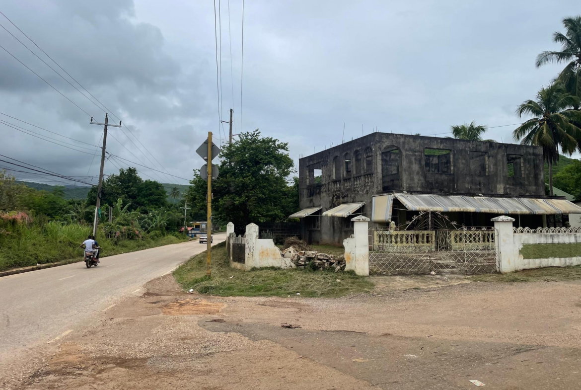 Twenty-First image of Porus Clarks Town Road in Porus, Manchester, Jamaica - property is For Sale