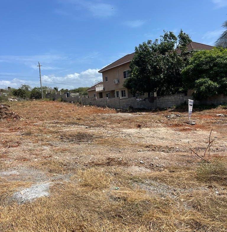First image of 219 Sandhills Circle in HELLSHIRE HILLS, St. Catherine, Jamaica - property is For Sale