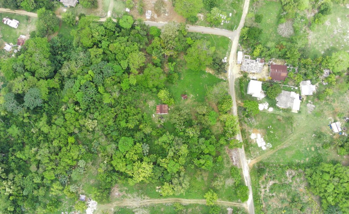 Eighth image of 3 Brighton Green, Brighton, in Santa Cruz, St. Elizabeth, Jamaica - property is For Sale