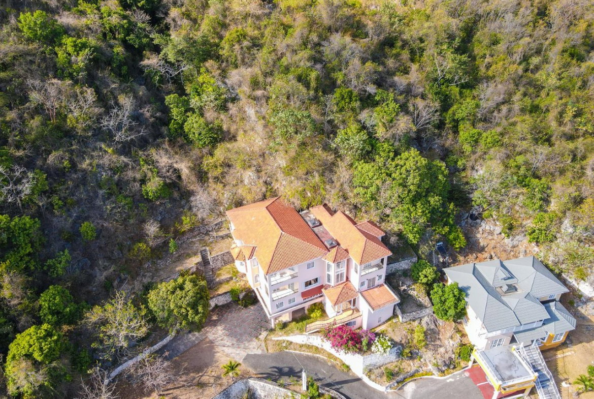 Tenth image of Chancery Hall Drive in Kingston 19, St. Andrew, Jamaica - property is For Sale