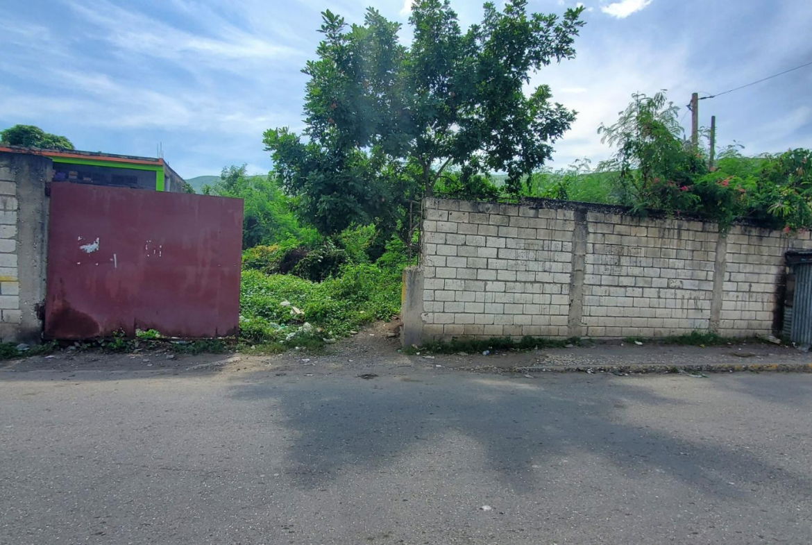 Second image of 7 Beaumont Avenue in August Town, St. Andrew, Jamaica - property is For Sale