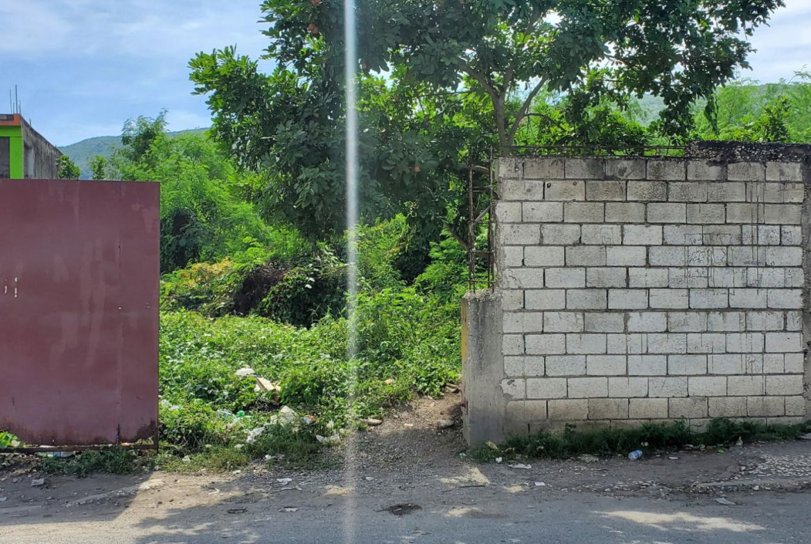 Fourth image of 7 Beaumont Avenue in August Town, St. Andrew, Jamaica - property is For Sale