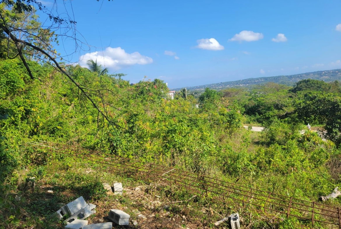 Second image of 534- Retirement in Retirement Estate, St. James, Jamaica - property is For Sale