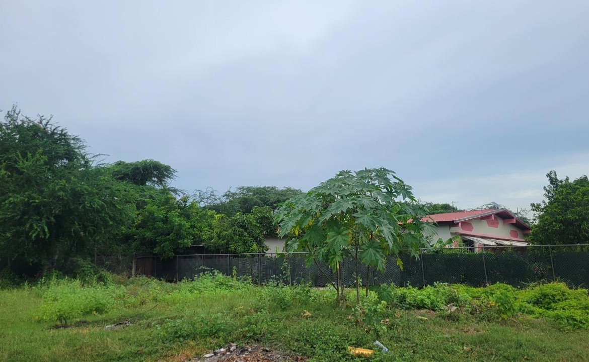 Second image of 7 Clayton Close in Spanish Town, St. Catherine, Jamaica - property is For Sale