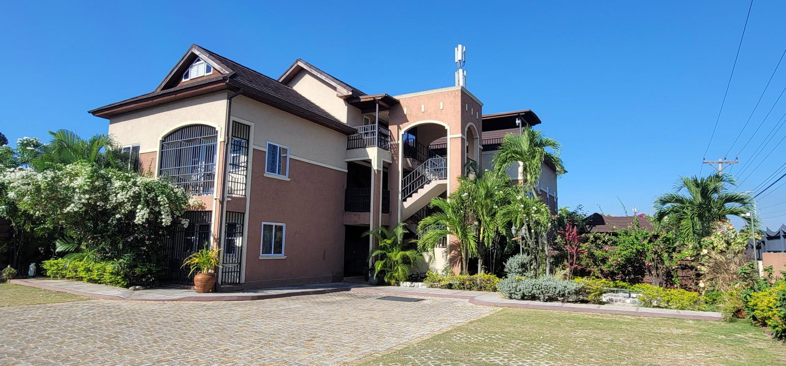 First image of 1- 37 Linstone Crescent in Kingston 6, St. Andrew, Jamaica - property is For Rent