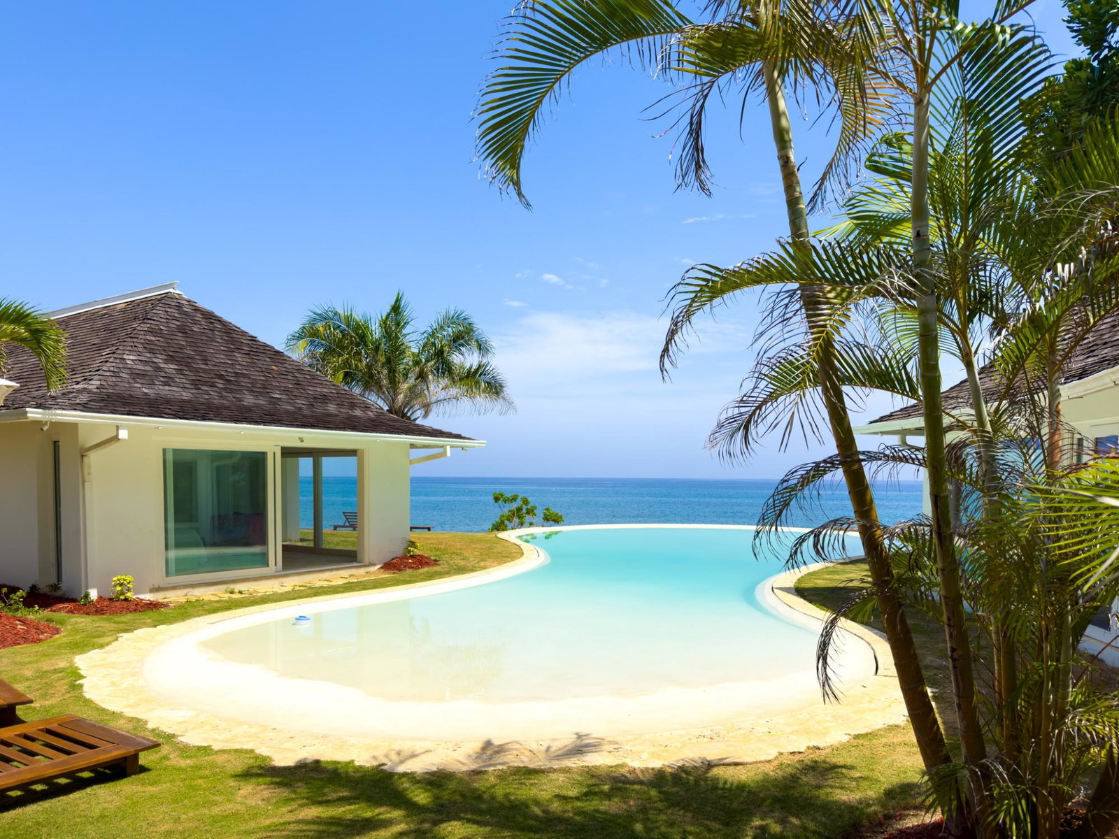 Seaclusion-Villa-for-Sale-at-Tryall-Club-Hanover-Luxury-Waterfront-Living Thirteenth image of Seaclusion- Country Club Drive in Tryall Estate, Hanover, Jamaica - property is For Sale