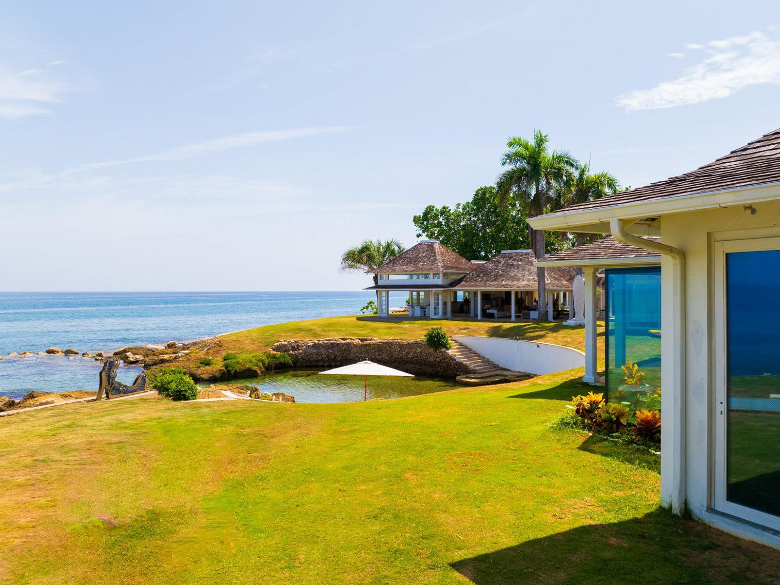 Seaclusion-Villa-for-Sale-at-Tryall-Club-Hanover-Luxury-Waterfront-Living Fifteenth image of Seaclusion- Country Club Drive in Tryall Estate, Hanover, Jamaica - property is For Sale