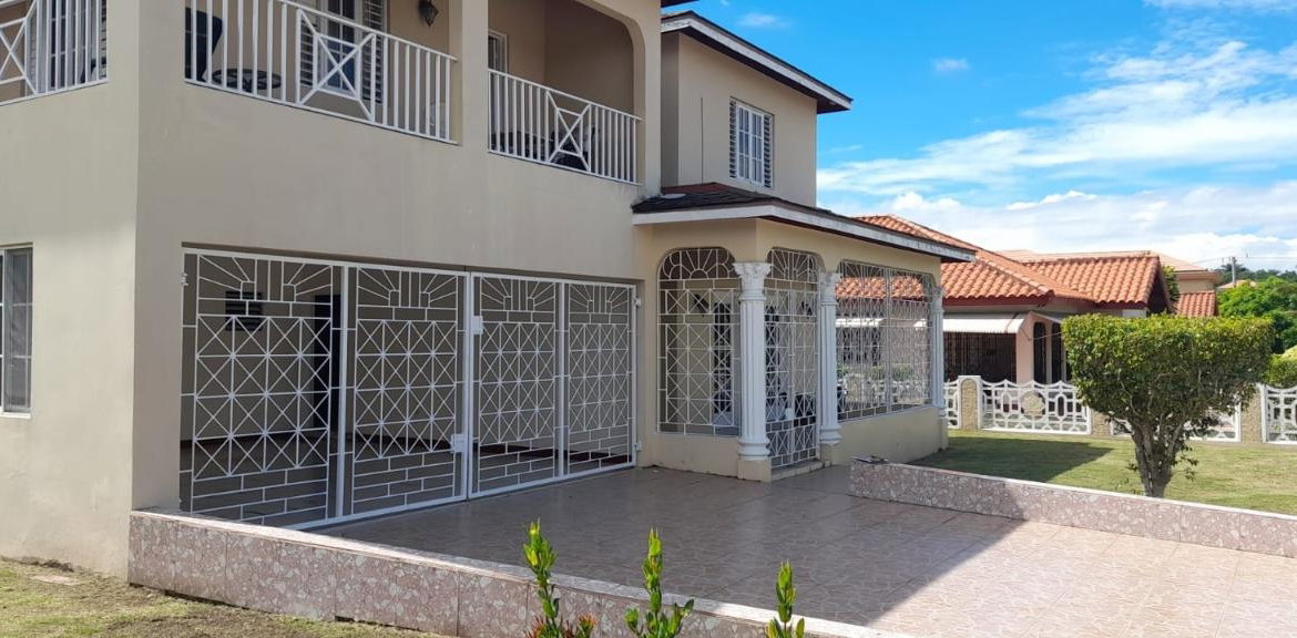 Seventh image of 53- Doyley Cres Battlesite in Tower Isle, St. Mary, Jamaica - property is For Sale