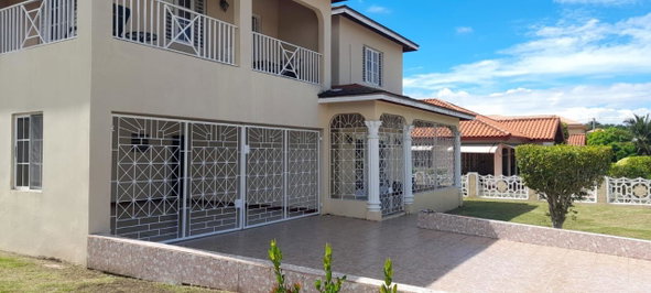 Seventh image of 53- Doyley Cres Battlesite in Tower Isle, St. Mary, Jamaica - property is For Sale