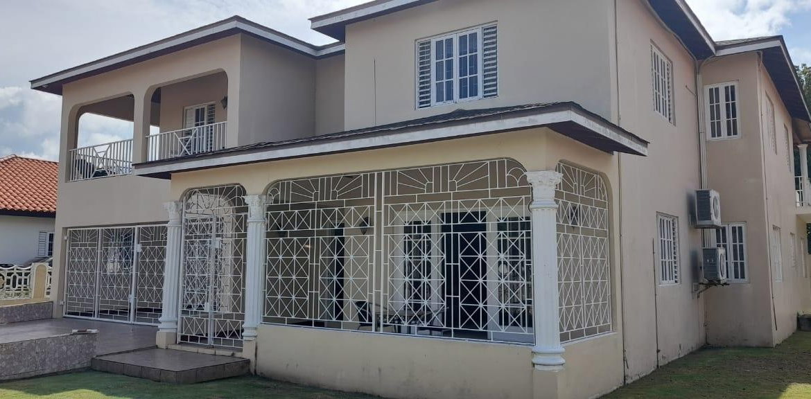 Ninth image of 53- Doyley Cres Battlesite in Tower Isle, St. Mary, Jamaica - property is For Sale