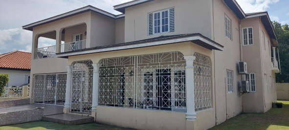 Ninth image of 53- Doyley Cres Battlesite in Tower Isle, St. Mary, Jamaica - property is For Sale