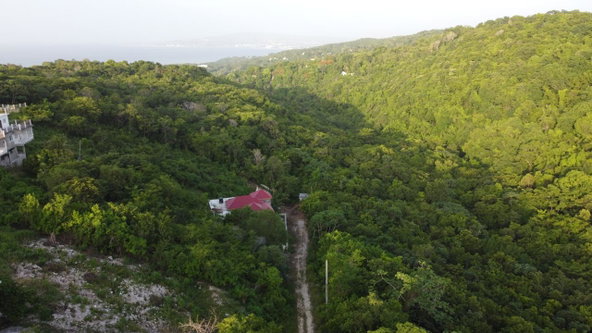 Eleventh image of Seaview in Hopewell, Hanover, Jamaica - property is For Sale