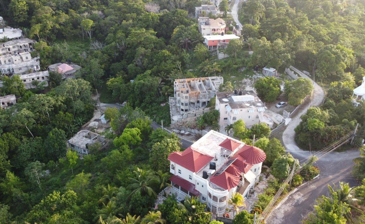 Thirteenth image of Seaview in Hopewell, Hanover, Jamaica - property is For Sale