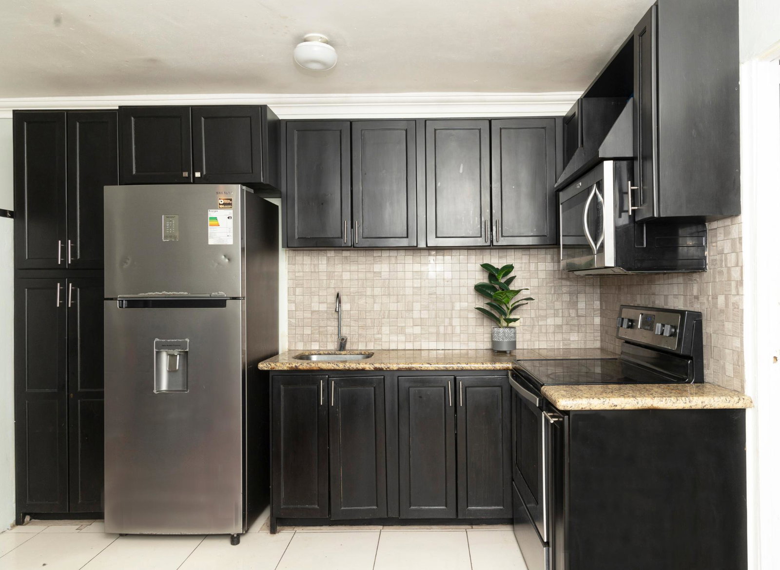 Third image of 7-2 Mannings Hill Road in Kingston 8, St. Andrew, Jamaica - property is For Rent