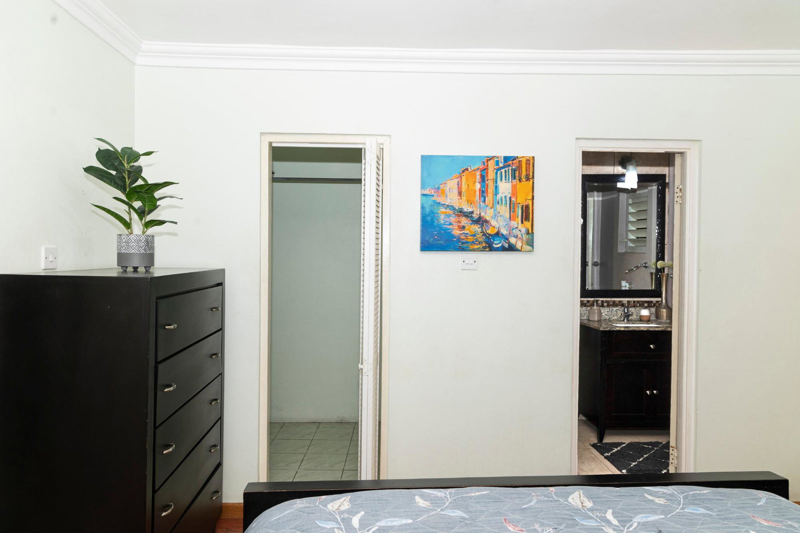 Fourth image of 7-2 Mannings Hill Road in Kingston 8, St. Andrew, Jamaica - property is For Rent