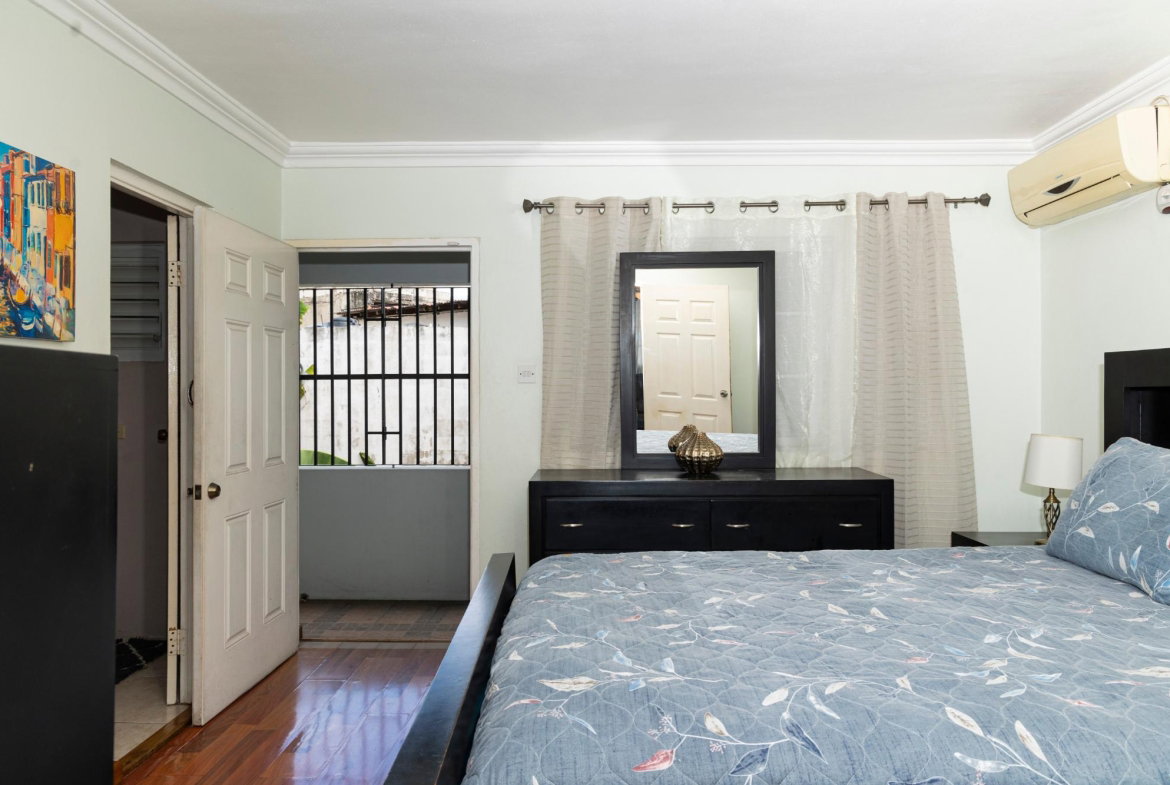 Fifth image of 7-2 Mannings Hill Road in Kingston 8, St. Andrew, Jamaica - property is For Rent