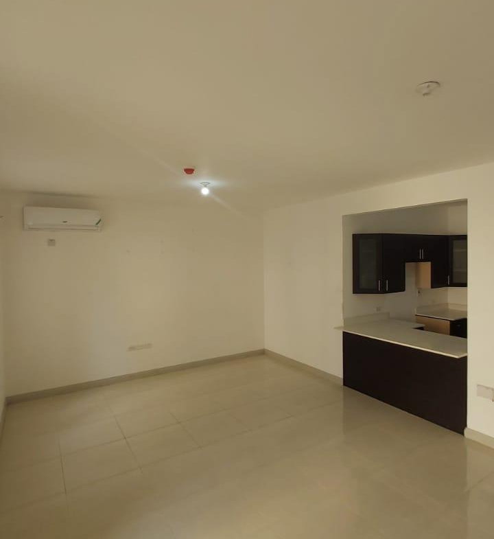 Fifth image of 304-200 Red Hills Road in Kingston 19, St. Andrew, Jamaica - property is For Rent