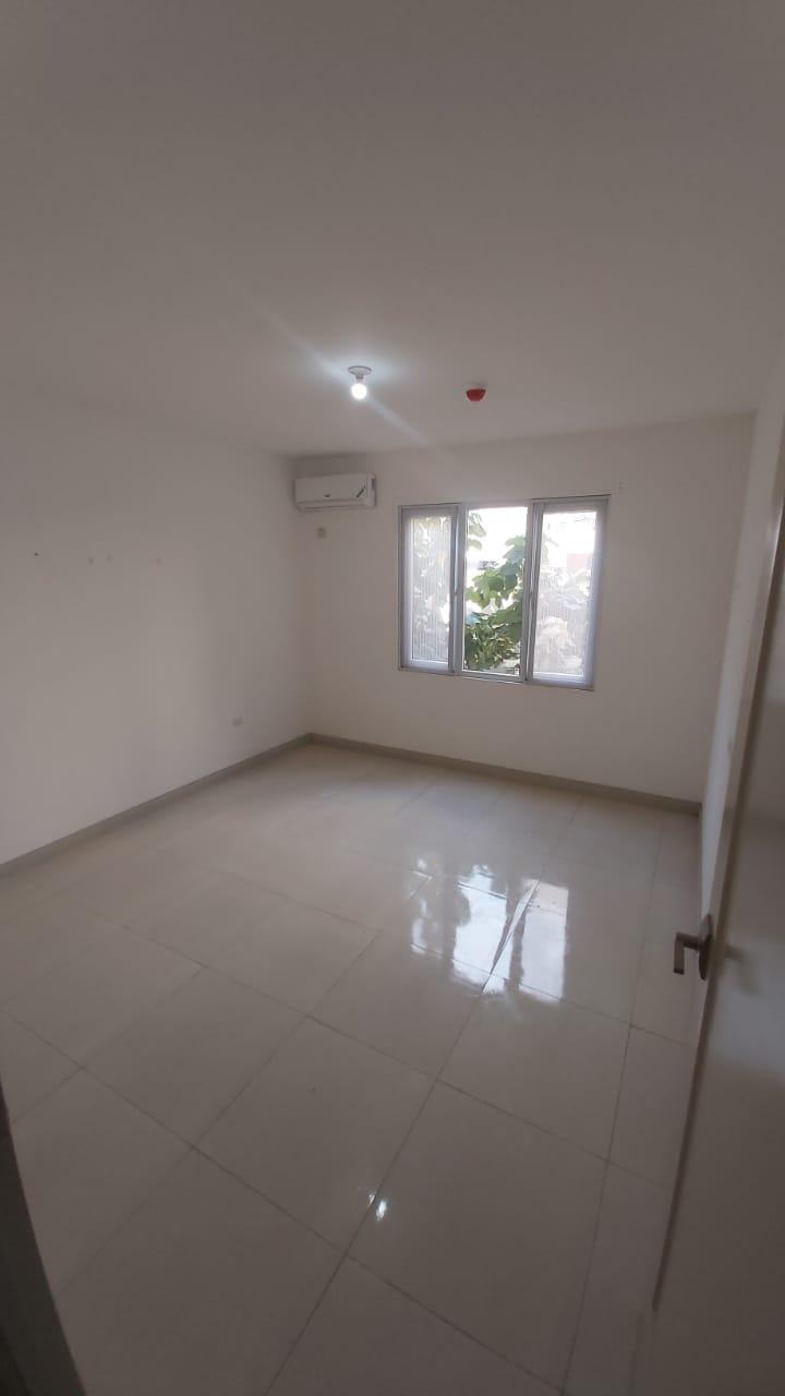 Seventh image of 304-200 Red Hills Road in Kingston 19, St. Andrew, Jamaica - property is For Rent