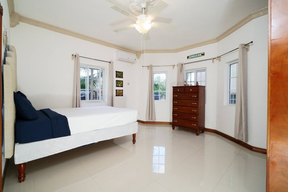 Seventh image of 18 Mayfair Avenue, Kingston in Red Hills, St. Andrew, Jamaica - property is For Rent
