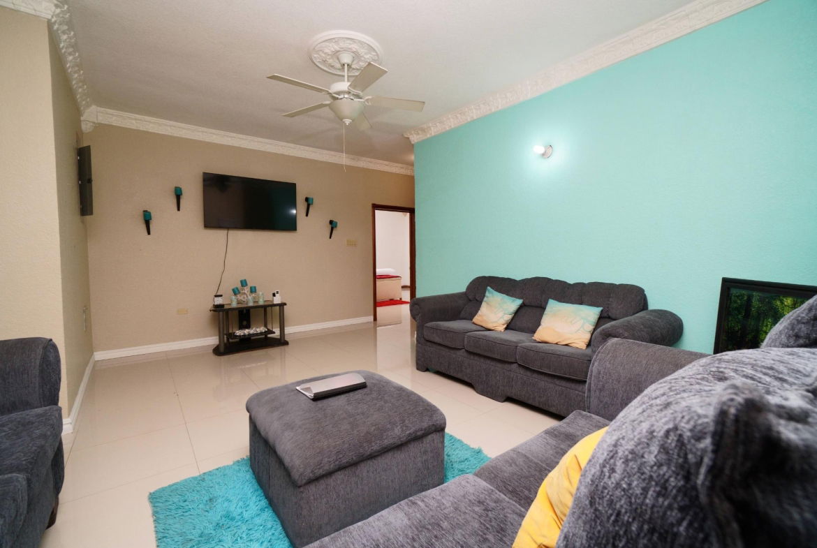 Fourteenth image of 18 Mayfair Avenue, Kingston in Red Hills, St. Andrew, Jamaica - property is For Rent