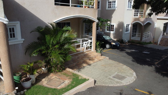 Sixteenth image of 18 Mayfair Avenue, Kingston in Red Hills, St. Andrew, Jamaica - property is For Rent