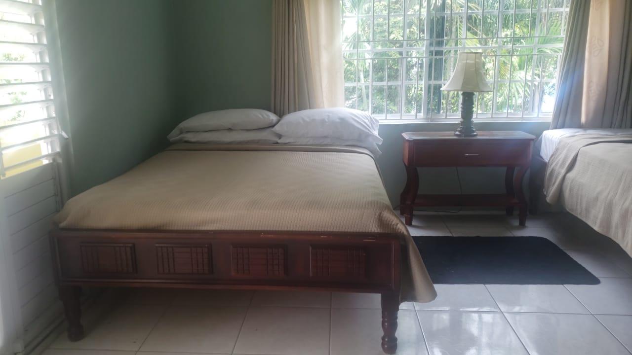 Eighth image of 2-1 Cassandra Avenue, Kingsto in Kingston 10, St. Andrew, Jamaica - property is For Rent