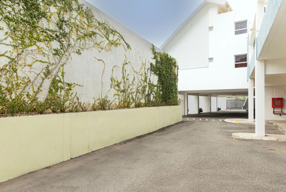Second image of 20-6 Brompton in NEW KINGSTON, St. Andrew, Jamaica - property is For Rent