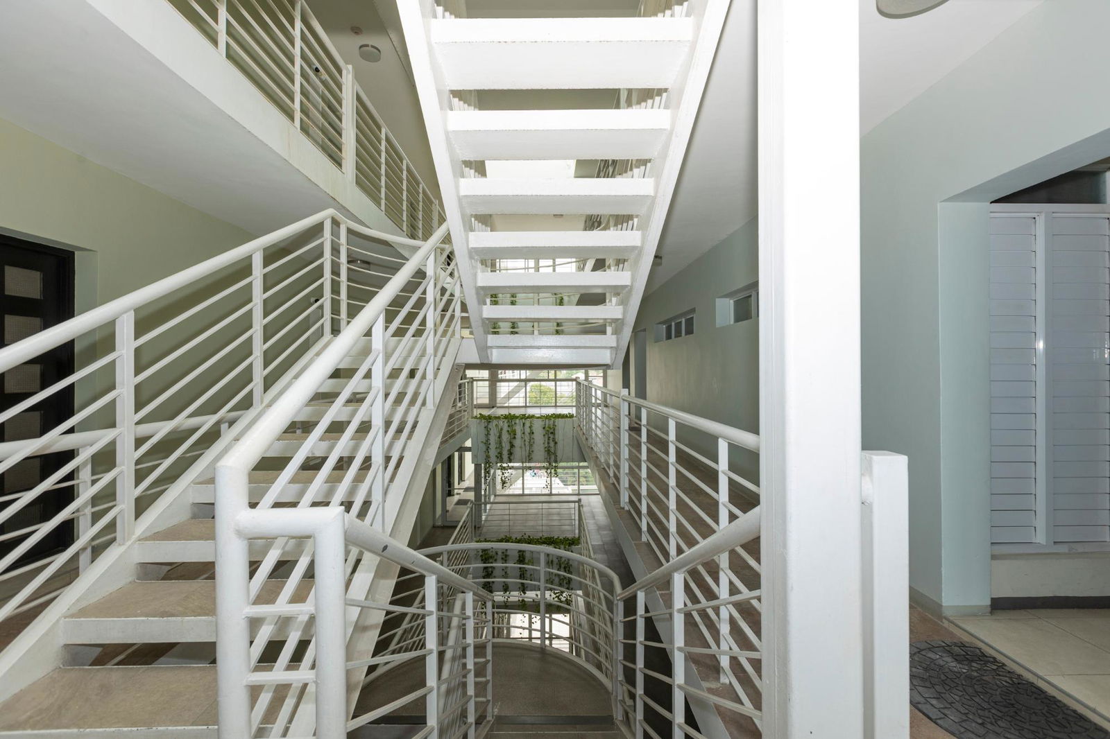 Fourth image of 20-6 Brompton in NEW KINGSTON, St. Andrew, Jamaica - property is For Rent