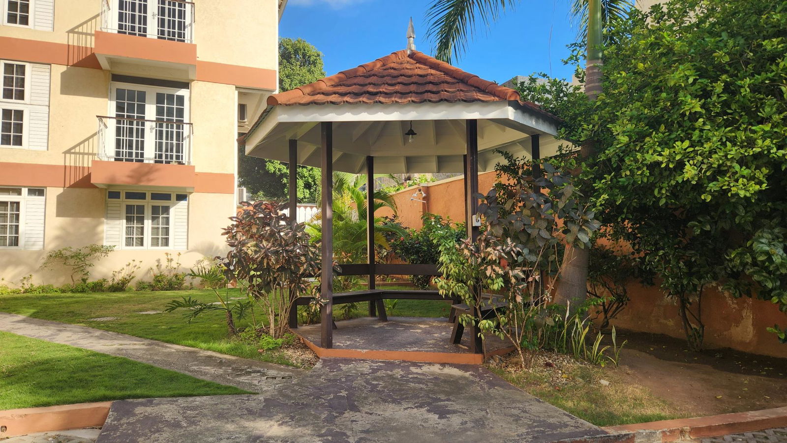 Spacious-1-Bedroom-Apartment-for-Sale-in-Gated-Community-Carmens-Court-Kingston Fourteenth image of 14- Carmen's Court, Kingston in Kingston 10, St. Andrew, Jamaica - property is For Sale