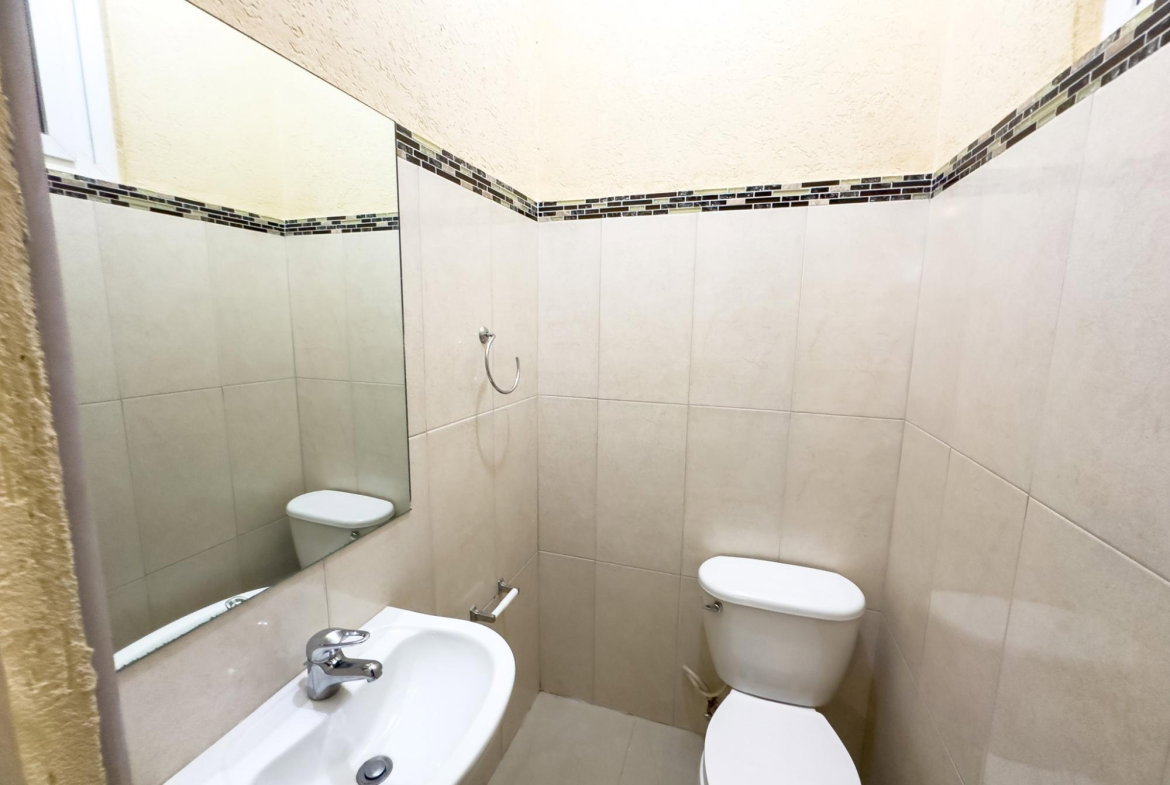 Twelfth image of 21-9-11 Washington Drive in Kingston 10, St. Andrew, Jamaica - property is For Sale