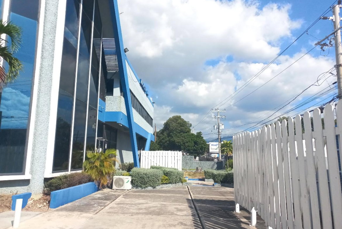 Second image of A1-12 1/2 Hope Road, Kingston 10 in Kingston 10, St. Andrew, Jamaica - property is For Rent