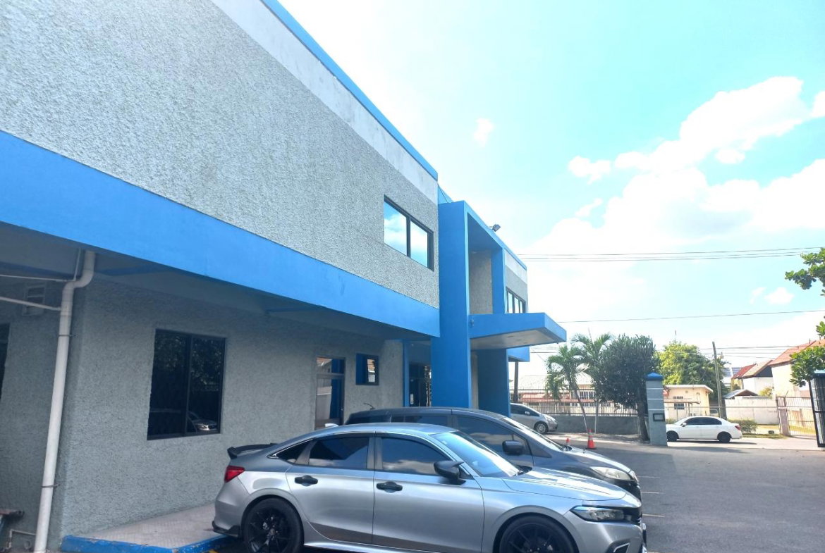 Fourth image of A1-12 1/2 Hope Road, Kingston 10 in Kingston 10, St. Andrew, Jamaica - property is For Rent