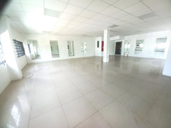 Seventh image of A1-12 1/2 Hope Road, Kingston 10 in Kingston 10, St. Andrew, Jamaica - property is For Rent