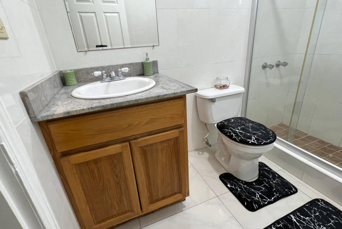 Fourteenth image of 7-35c Upper Waterloo Rd, Kingst in Kingston 10, St. Andrew, Jamaica - property is For Rent