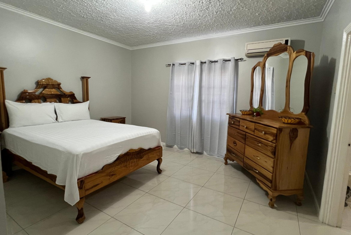 Fifteenth image of 7-35c Upper Waterloo Rd, Kingst in Kingston 10, St. Andrew, Jamaica - property is For Rent