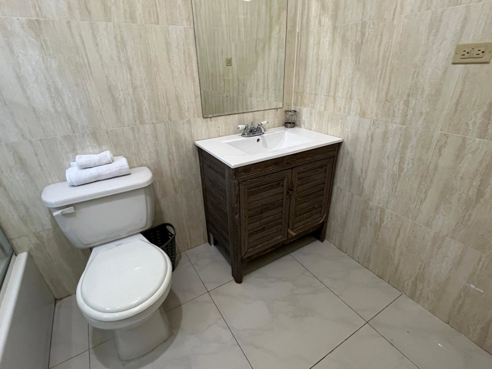 Spacious-2-Bedroom-Apartment-for-Rent-in-Central-Kingston-Jamaica Seventeenth image of 7-35c Upper Waterloo Rd, Kingst in Kingston 10, St. Andrew, Jamaica - property is For Rent