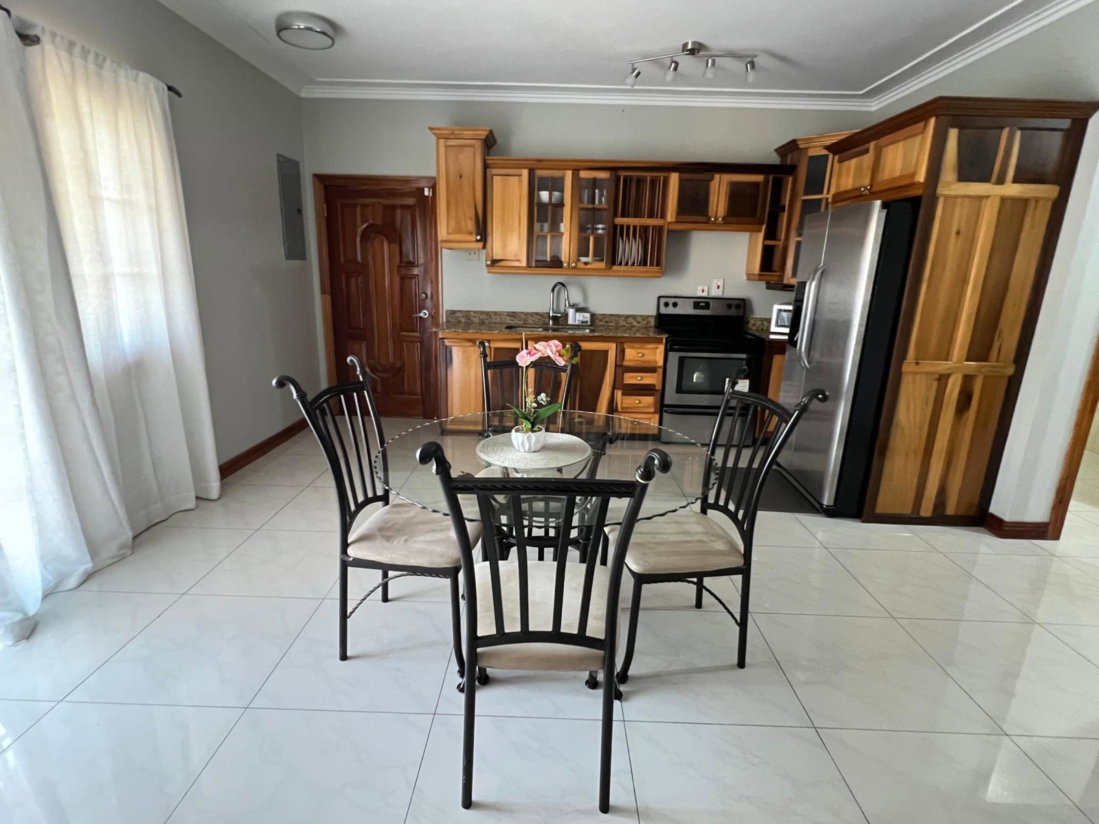 Spacious-2-Bedroom-Apartment-for-Rent-in-Central-Kingston-Jamaica Fifth image of 7-35c Upper Waterloo Rd, Kingst in Kingston 10, St. Andrew, Jamaica - property is For Rent