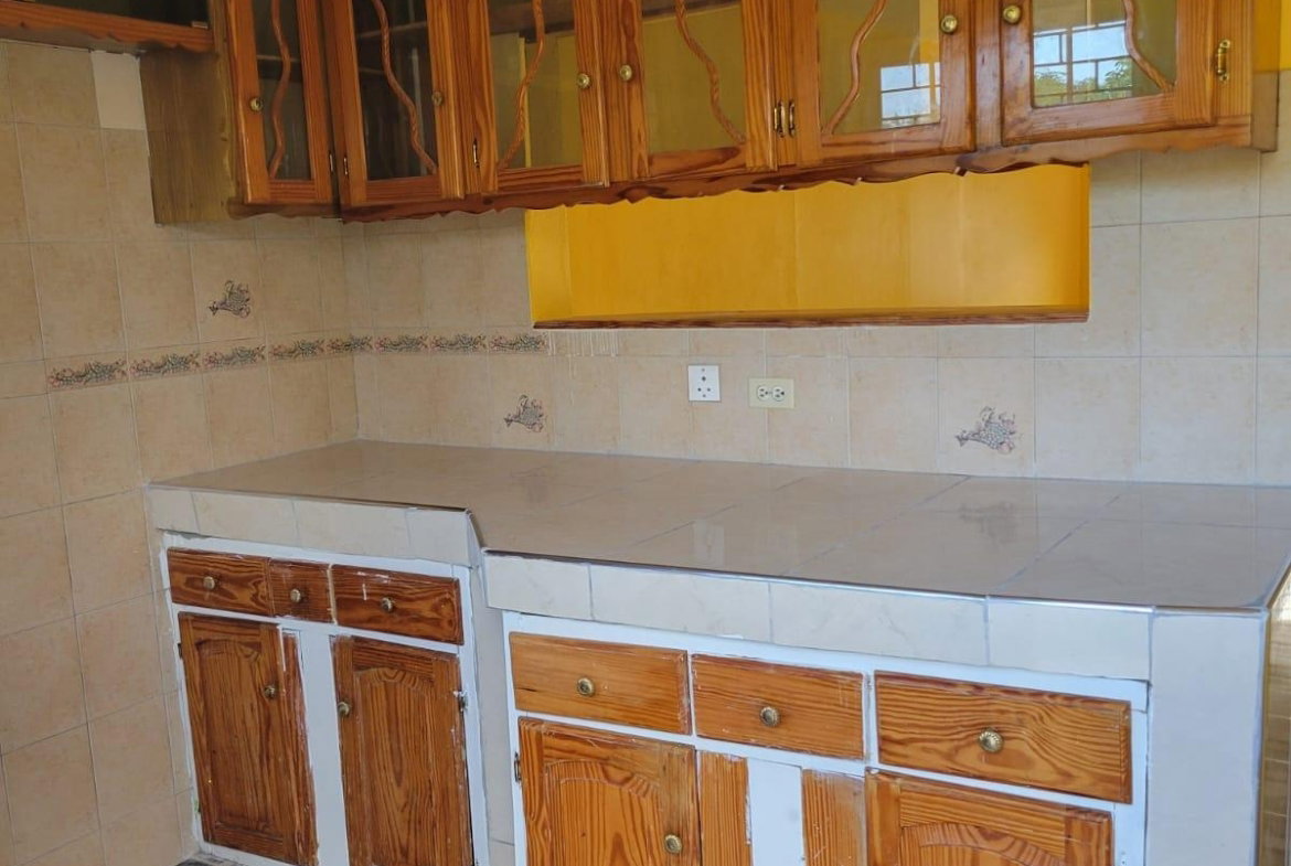 Seventh image of 942 St. Anne's Close, Green a in Green Acres, St. Catherine, Jamaica - property is For Rent
