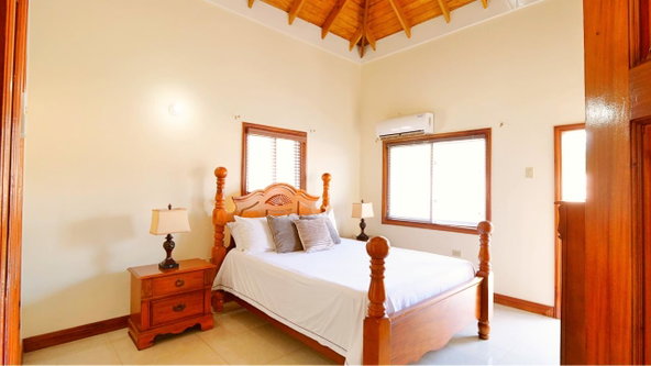 Thirteenth image of 15-7 Ottawa Avenue, Kingston 6 in Kingston 6, St. Andrew, Jamaica - property is For Rent